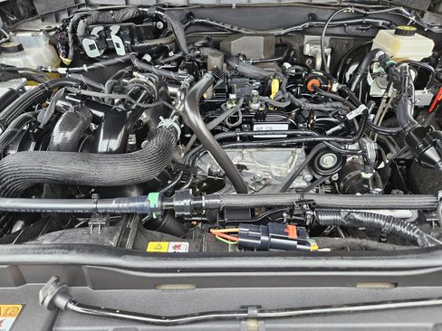 Used 2024 Ford Bronco Outer Banks image 30