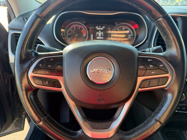 Used 2021 Jeep Cherokee Latitude Lux w/ Sun & Sound Group FWD image 25