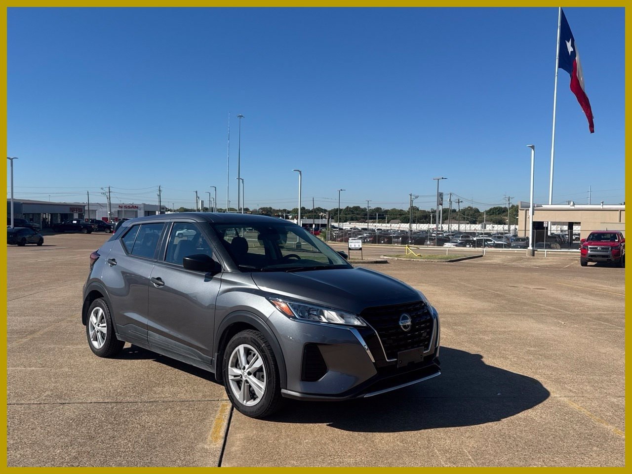 Certified 2021 Nissan Kicks S FWD image 1