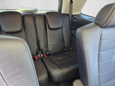 Used 2024 Mercedes-Benz GLS 580 4MATIC image 19