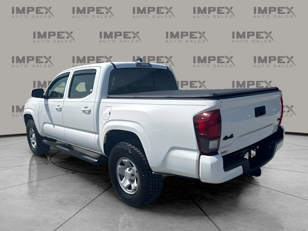Used 2022 Toyota Tacoma SR AWD/4WD image 3