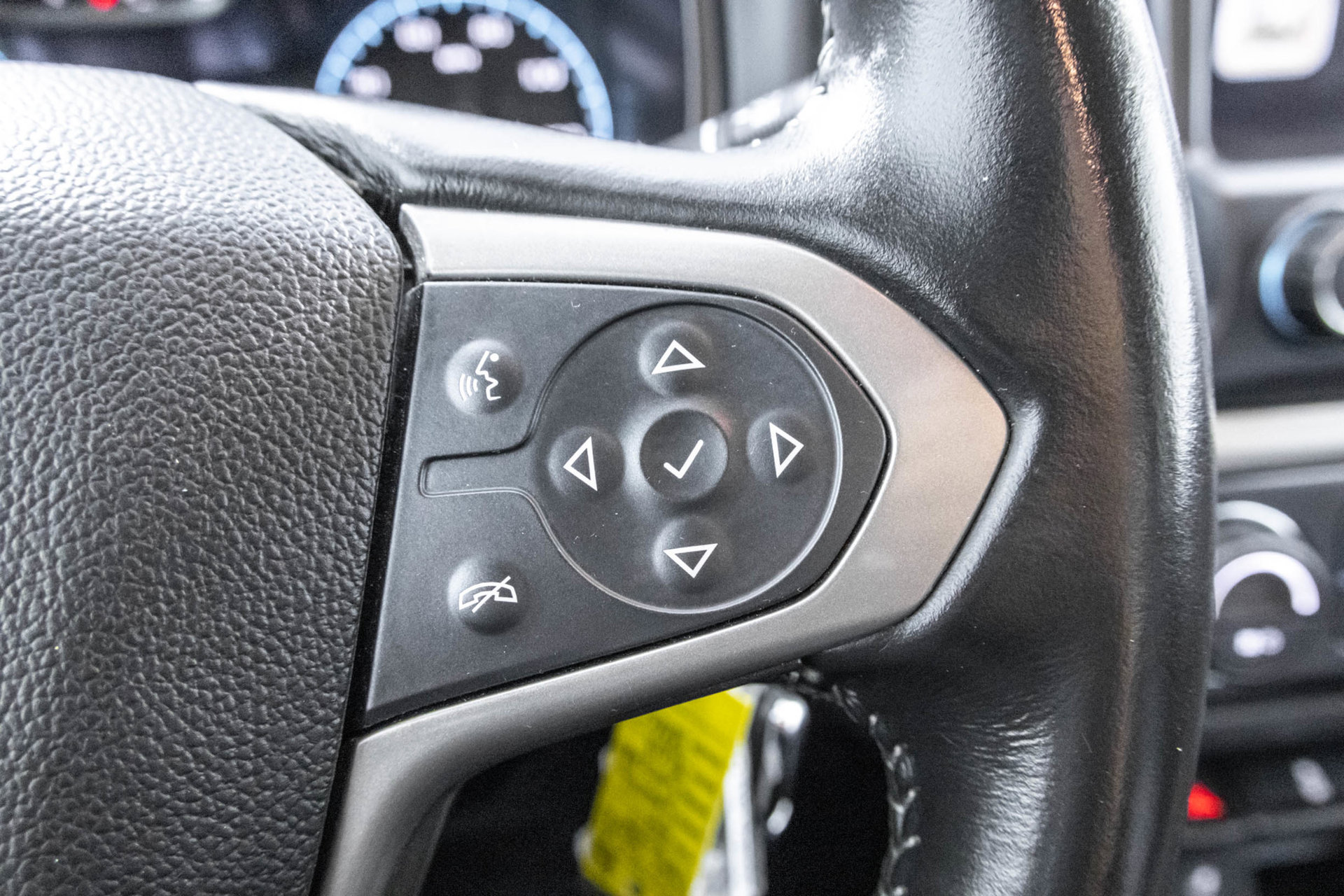Used 2017 Chevrolet Colorado Z71 AWD/4WD image 26