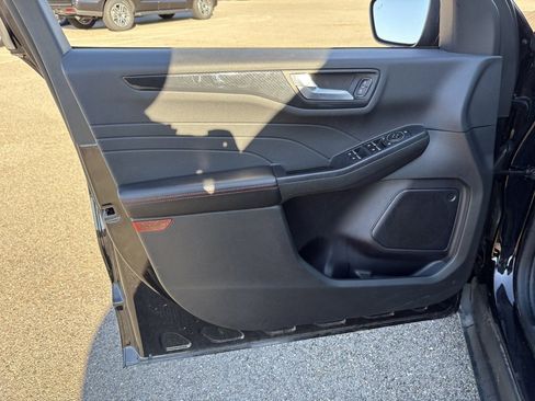 Used 2024 Ford Escape ST-Line image 31