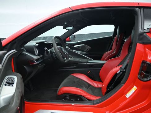 Used 2020 Chevrolet Corvette Stingray Premium Cpe w/ 3LT Preferred Equipment Group RWD image 23