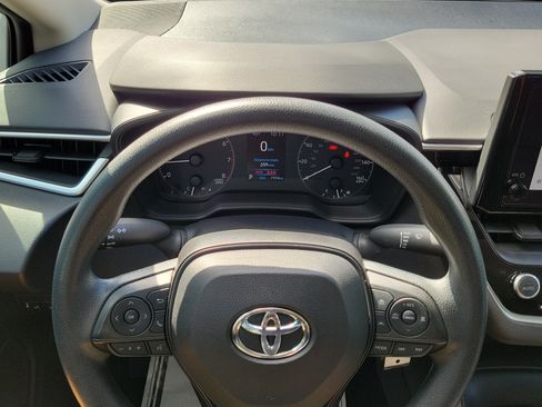 Used 2024 Toyota Corolla LE FWD image 20