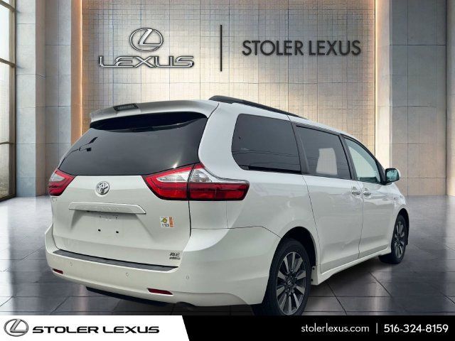 Used 2019 Toyota Sienna XLE w/ XLE Navigation Package AWD/4WD image 4