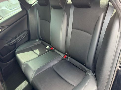 Used 2019 Honda Civic Sport image 9