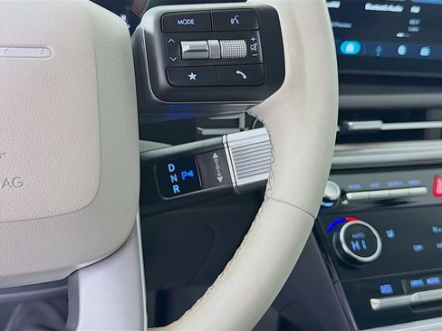 Used 2026 Hyundai Santa Fe SEL image 19