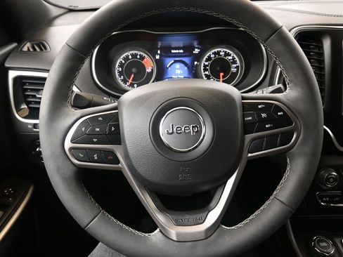 Used 2021 Jeep Cherokee Latitude Lux 80th Anniv w/ Quick Order Package 26U 80TH image 25