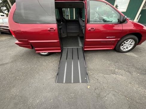 Used 1998 Dodge Grand Caravan SE FWD image 15