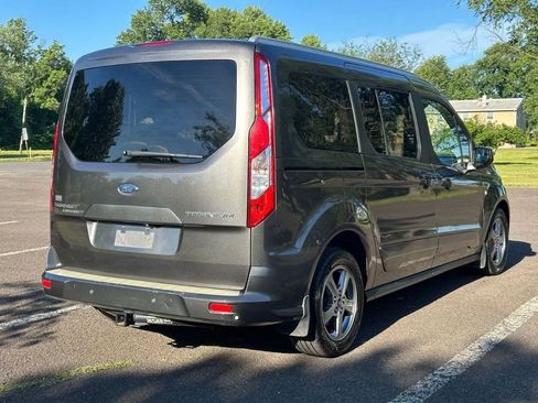 Used 2019 Ford Transit Connect Titanium w/ Titanium Premium Package FWD image 4