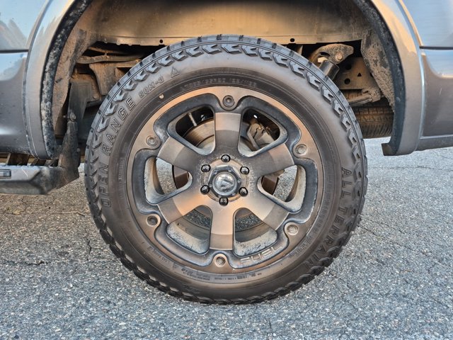 Used 2015 Ford F150 Platinum w/ Equipment Group 701A Luxury AWD/4WD image 13