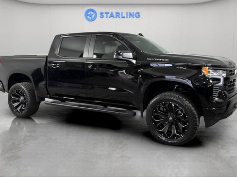 Used 2025 Chevrolet Silverado 1500 RST w/ Convenience Package II AWD/4WD image 12
