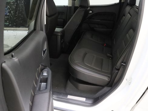 Used 2022 GMC Canyon Denali RWD image 28