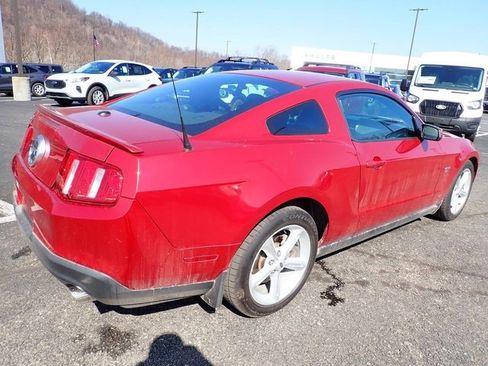 Used 2010 Ford Mustang GT Premium image 8