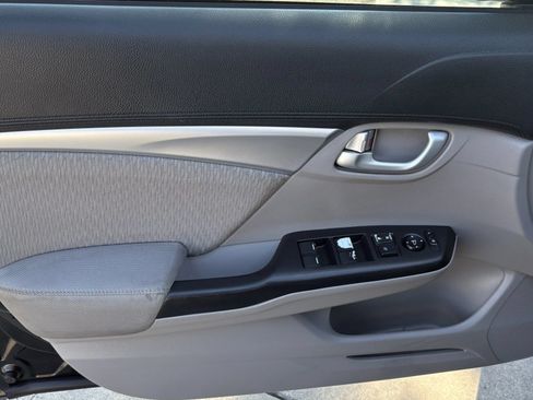 Used 2014 Honda Civic EX image 9