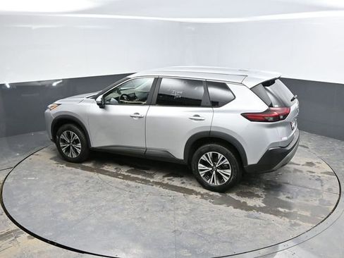 Used 2023 Nissan Rogue SV image 31