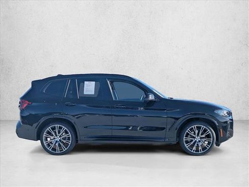 Used 2024 BMW X3 xDrive30i w/ Premium Package image 4