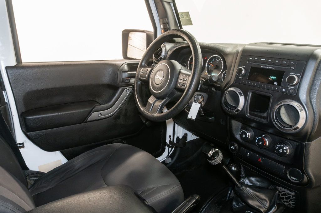 Used 2015 Jeep Wrangler Sport AWD/4WD image 18