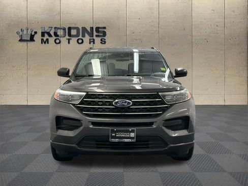 Used 2020 Ford Explorer XLT w/ Comfort Package image 3