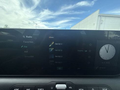 Used 2025 Kia K4 FWD image 16
