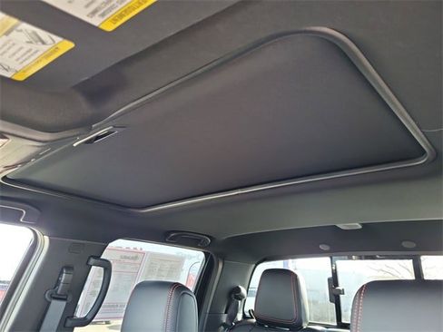 Used 2023 Nissan Frontier PRO-4X w/ Pro-4X Premium Package image 27