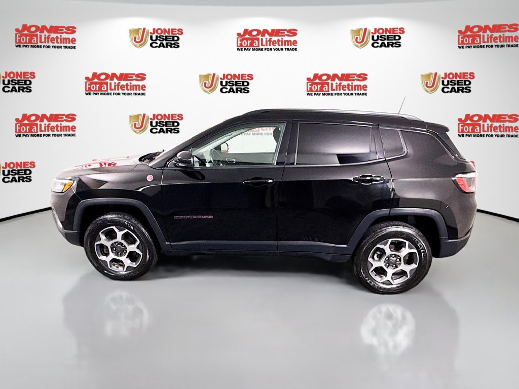Used 2022 Jeep Compass Trailhawk w/ Trailhawk Convenience Group AWD/4WD image 13
