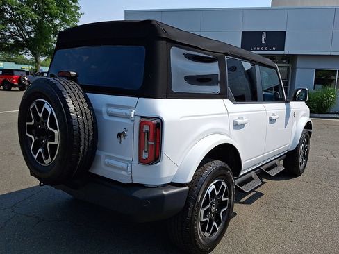 Certified 2024 Ford Bronco Outer Banks AWD/4WD image 9