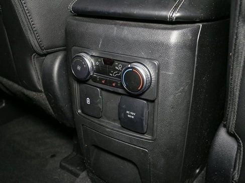 Used 2022 Ford Explorer Limited w/ Limited Technology Package image 21