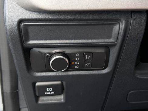 Used 2022 Ford Expedition Max XLT image 22