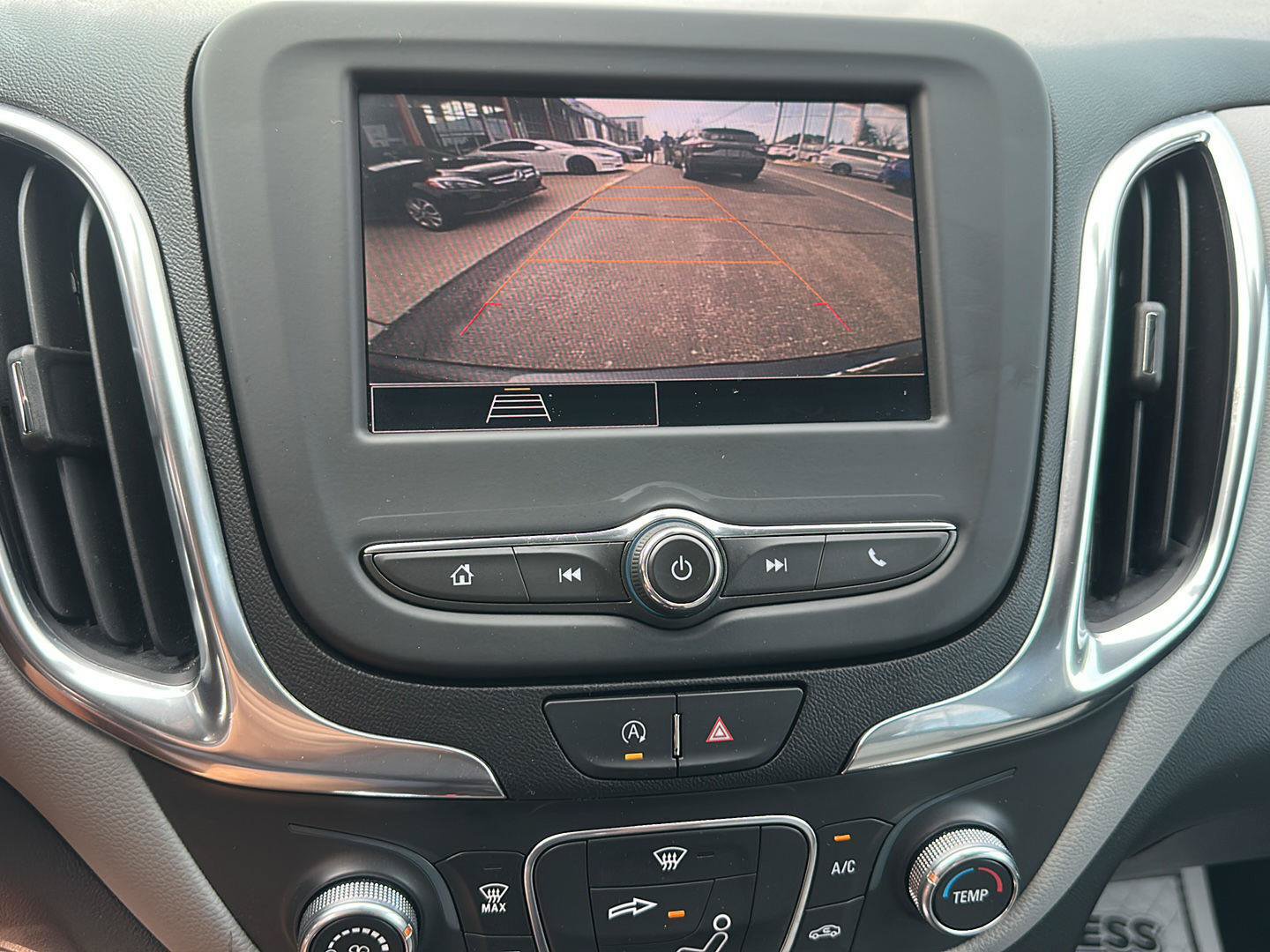 Used 2022 Chevrolet Equinox LT FWD image 31
