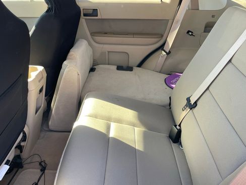 Used 2012 Ford Escape XLT image 11