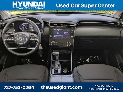 Certified 2024 Hyundai Tucson SE FWD image 15