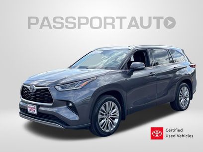 Certified 2024 Toyota Highlander Platinum
