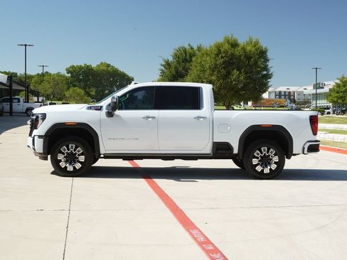 Used 2026 GMC Sierra 2500 Denali w/ Denali Reserve Package AWD/4WD image 2