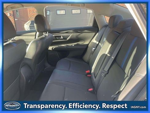 Used 2018 Nissan Altima 2.5 SR w/ SR Special Edition image 12