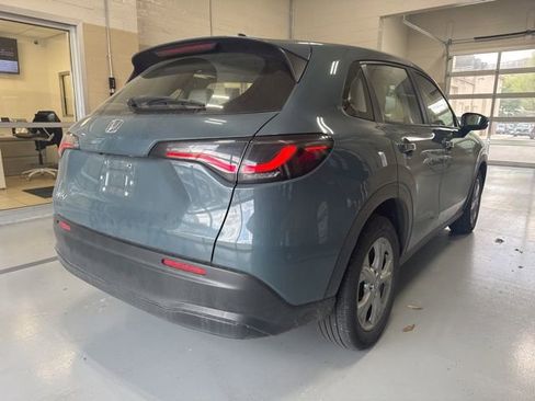 Used 2025 Honda HR-V LX image 11