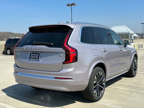 New 2026 Volvo XC90 T8 Ultra w/ Protection Package Premier AWD/4WD image 2