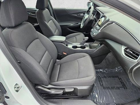 Used 2025 Chevrolet Malibu LT image 19