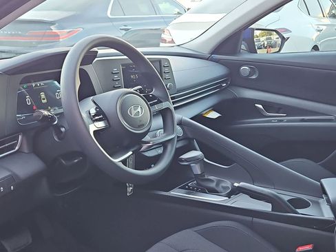 New 2026 Hyundai Elantra SE w/ Cargo Package FWD image 10