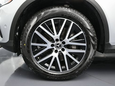 Used 2020 Mercedes-Benz GLC 350e GLC 350e image 12