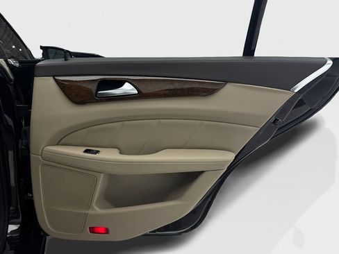 Used 2012 Mercedes-Benz CLS 550 image 40