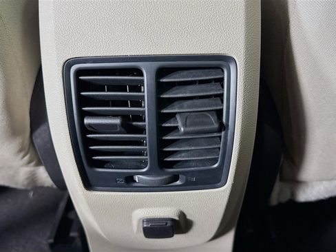 Used 2018 Ford Escape SE image 26