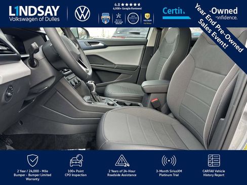 Used 2022 Volkswagen Taos SE w/ Panoramic Sunroof Package image 12