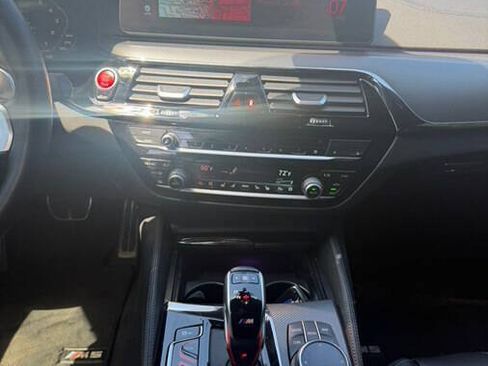 Used 2022 BMW M5 w/ Competition Package AWD/4WD image 38