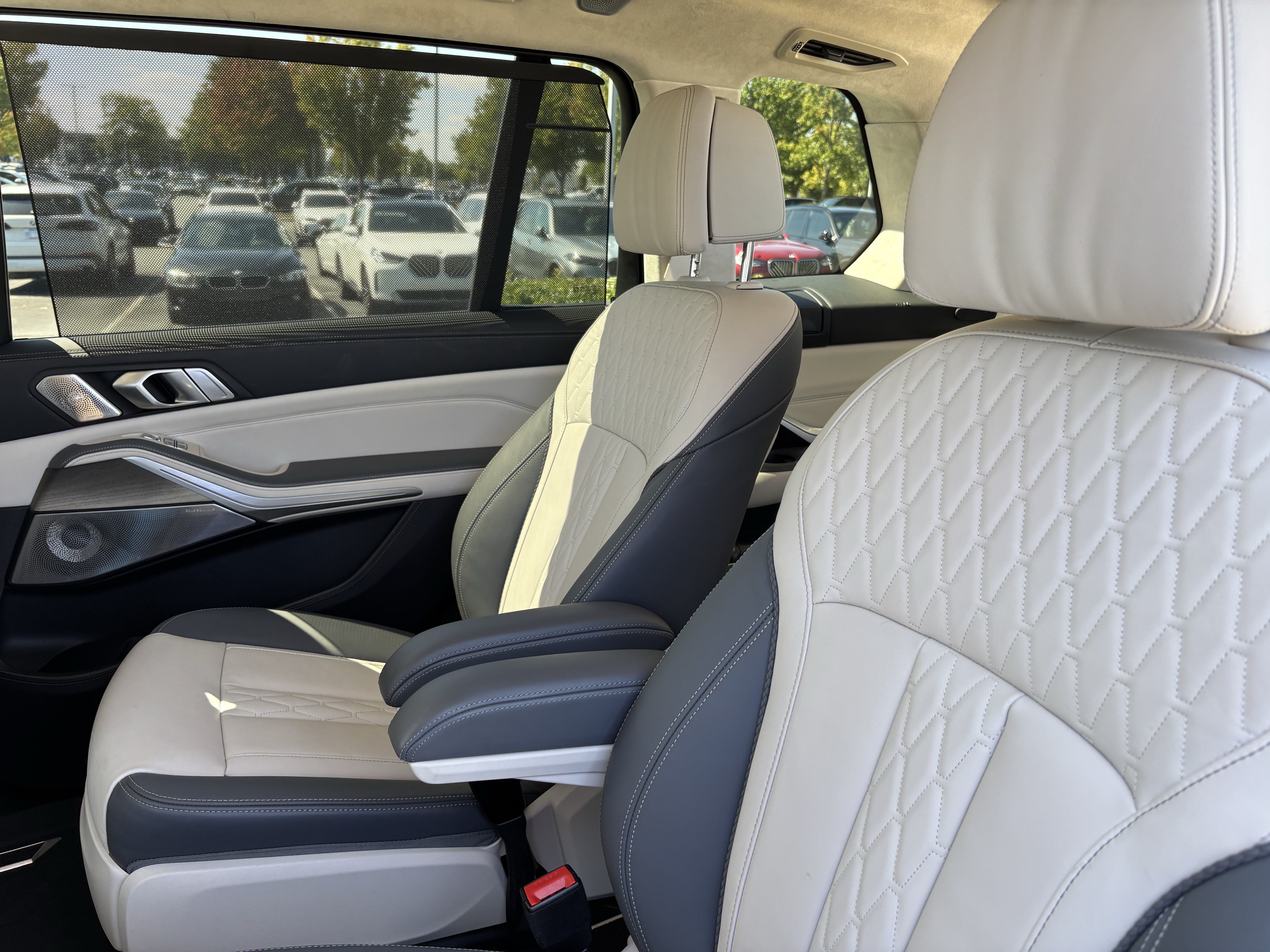 Certified 2024 BMW X7 M60i w/ Executive Package AWD/4WD image 32