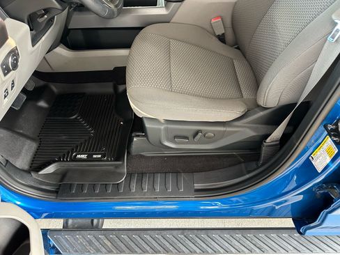 Used 2020 Ford F150 XLT w/ Equipment Group 302A Luxury AWD/4WD image 19