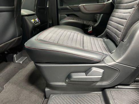 Used 2025 Ford Explorer ST-Line image 43