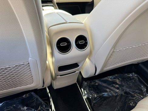 Certified 2023 Mercedes-Benz GLB 250 image 19