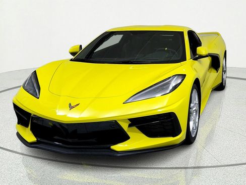 Used 2023 Chevrolet Corvette Stingray Premium Cpe w/ Z51 Performance Package RWD image 8